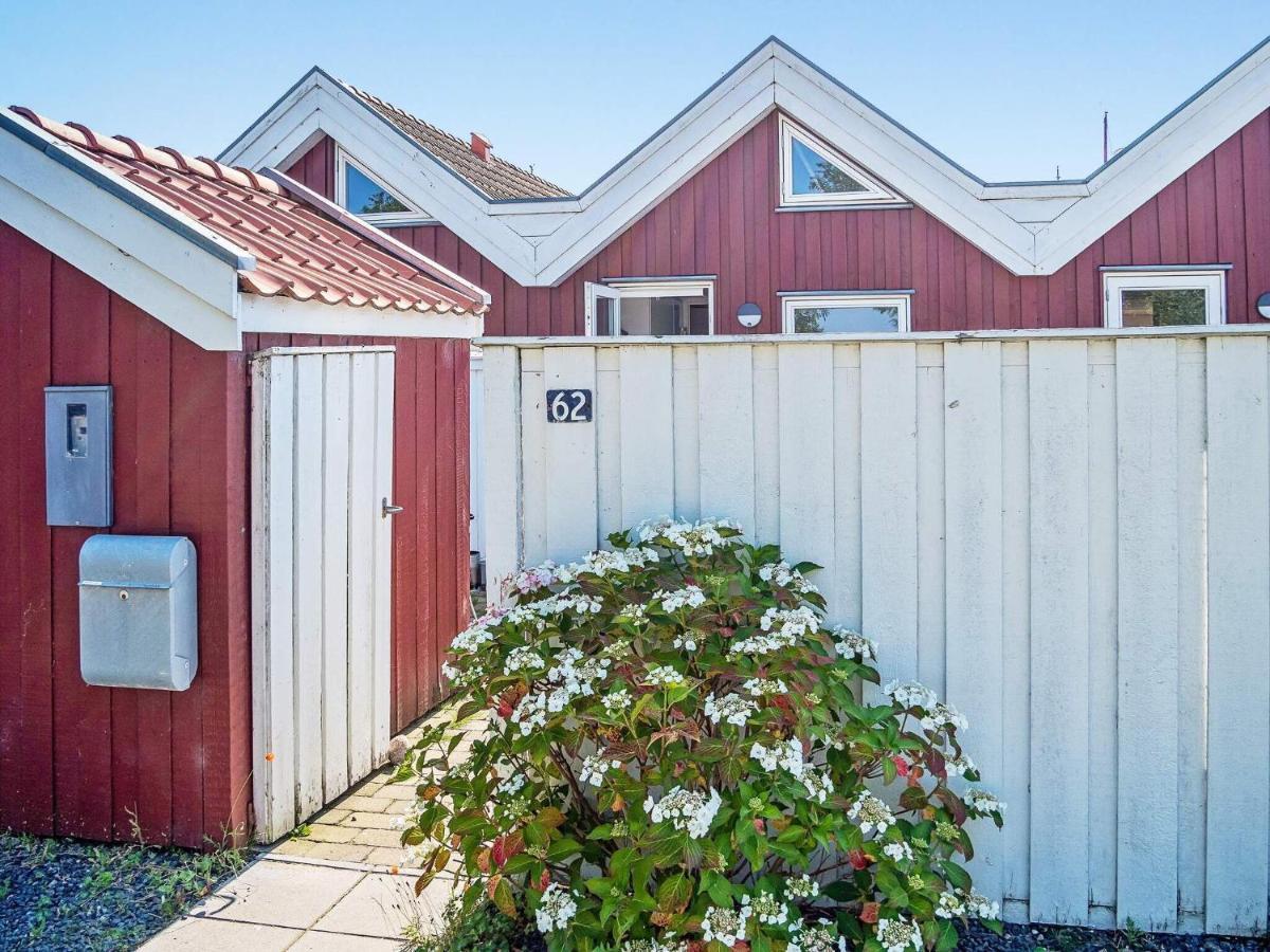 4 Person Holiday Home In Nibe エクステリア 写真